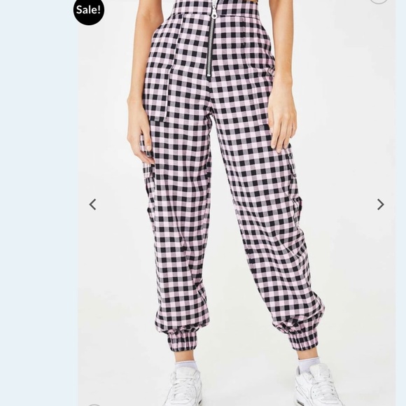 🎶 NWOT the ragged priest plaid pink black pants with zipper - Picture 3 of 8